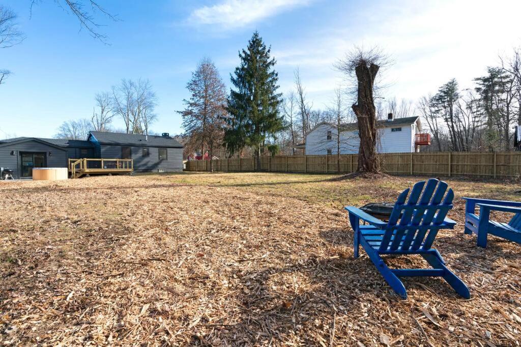 New Paltz Zen Wellness Cabin W/ Hot Tub 외부 사진